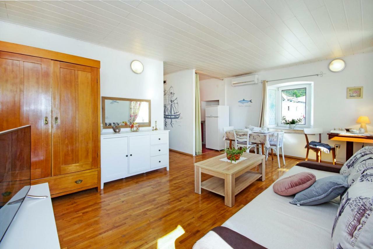 Villa Igrane Luaran gambar